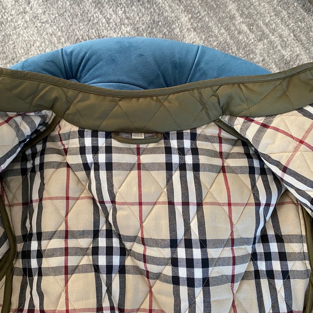 Burberry London Quilted Jacket - Picture 5 of 8